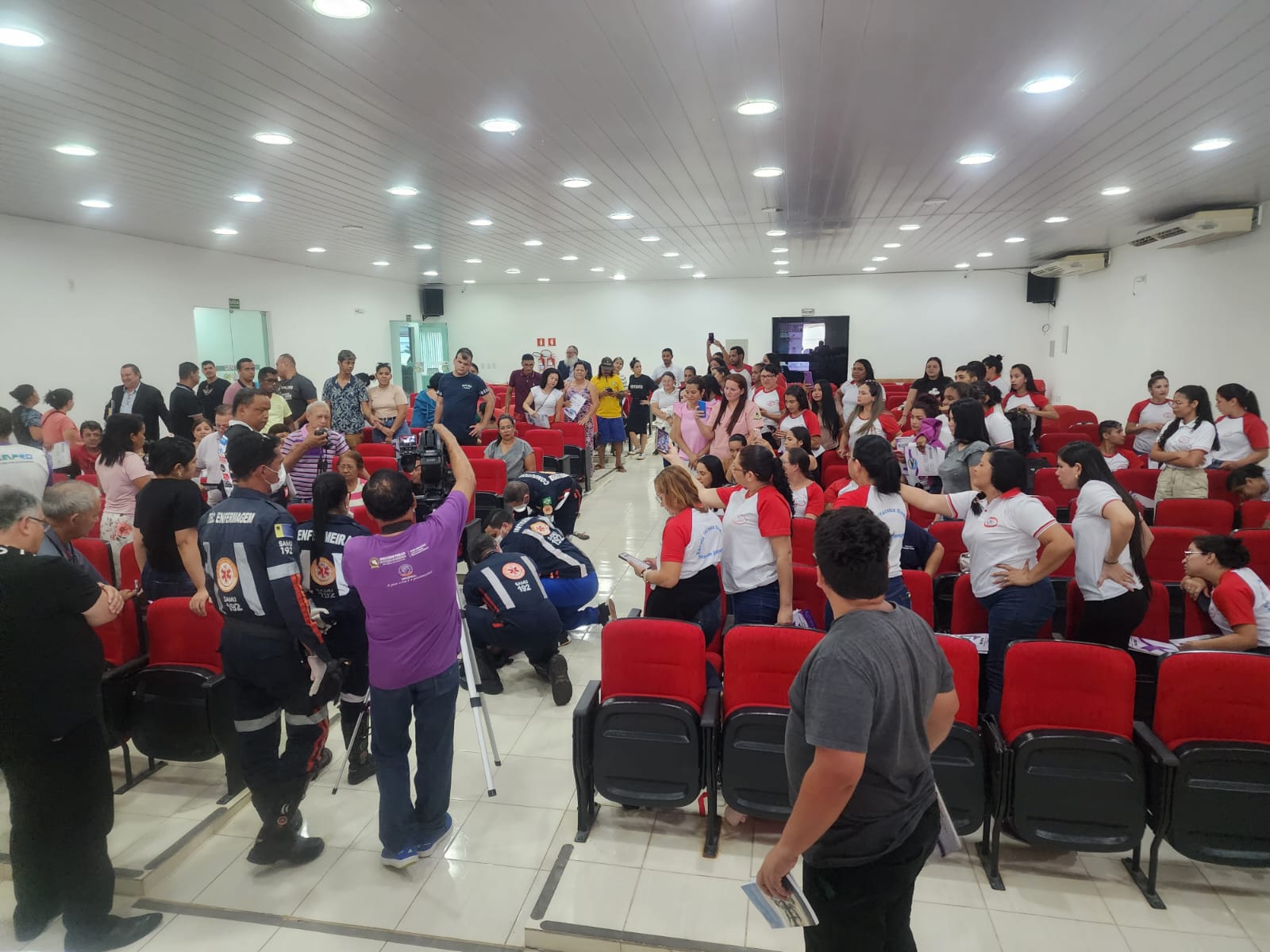 FUG-RO promove Simpósio sobre epilepsia que destaca desafios no acesso a tratamentos