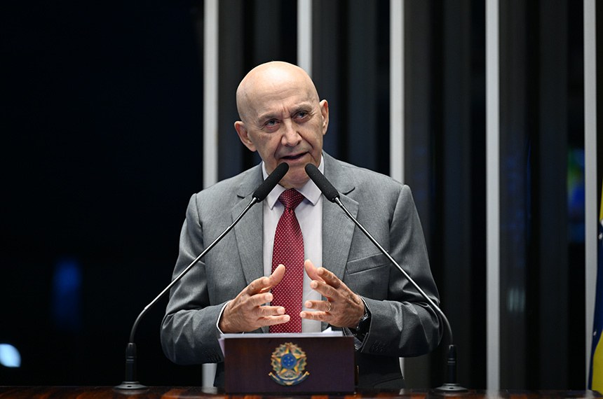 Senador Confúcio Moura (MDB) anuncia R$ 2 milhões para a saúde de Rolim de Moura