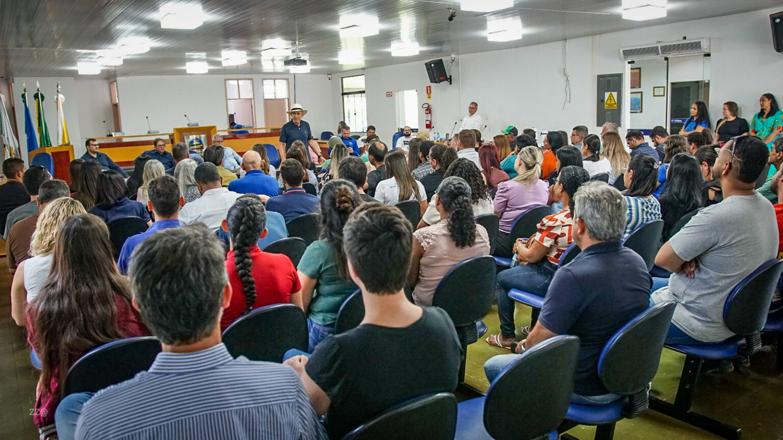 Confúcio Moura defende políticas firmes contra a violência contra a mulher