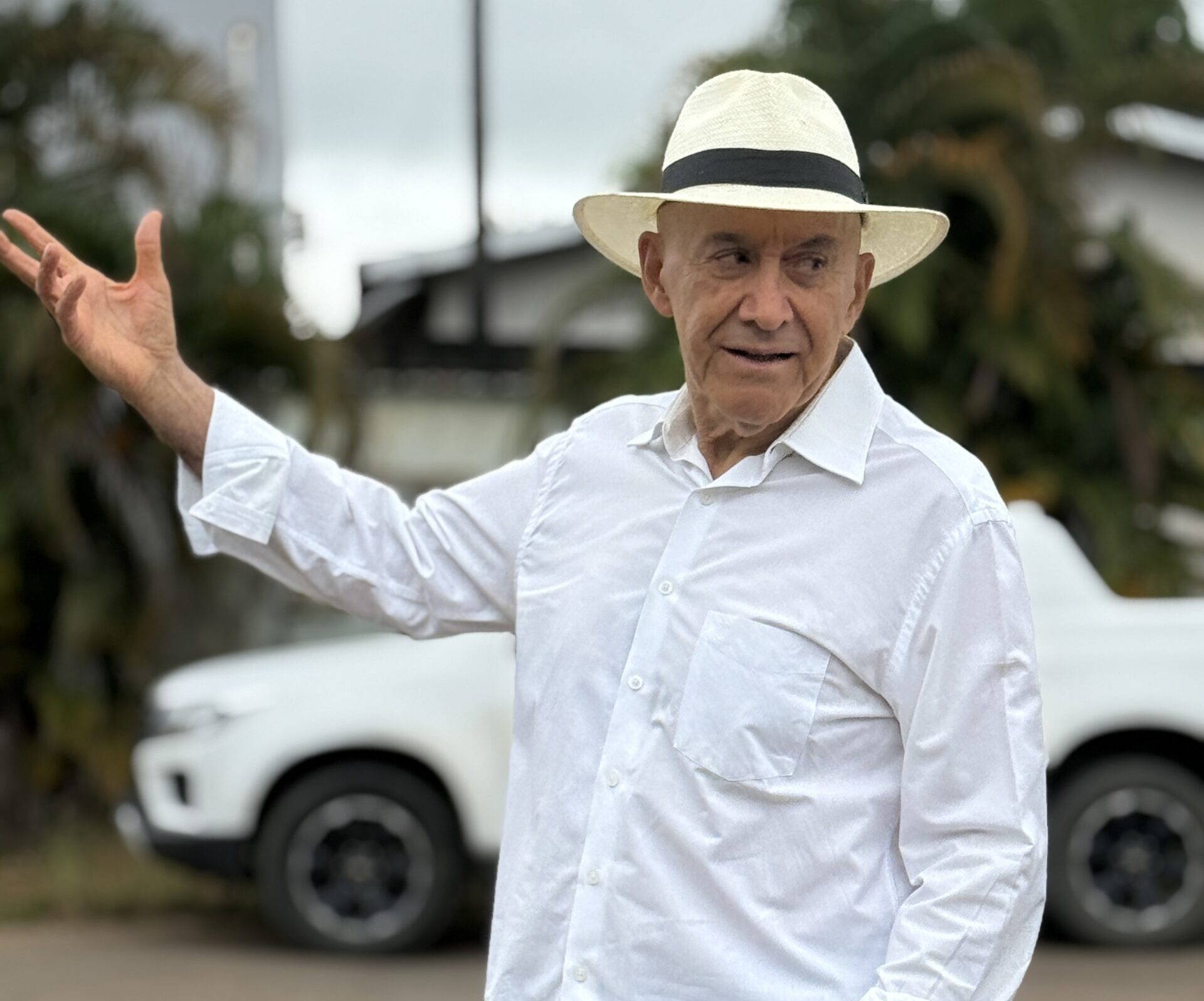 Senador Confúcio Moura garante avanço da pavimentação da BR-421